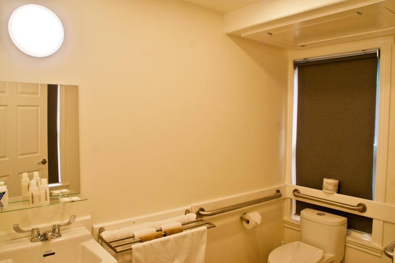 Rum Runner Inn Lunenburg Εξωτερικό φωτογραφία