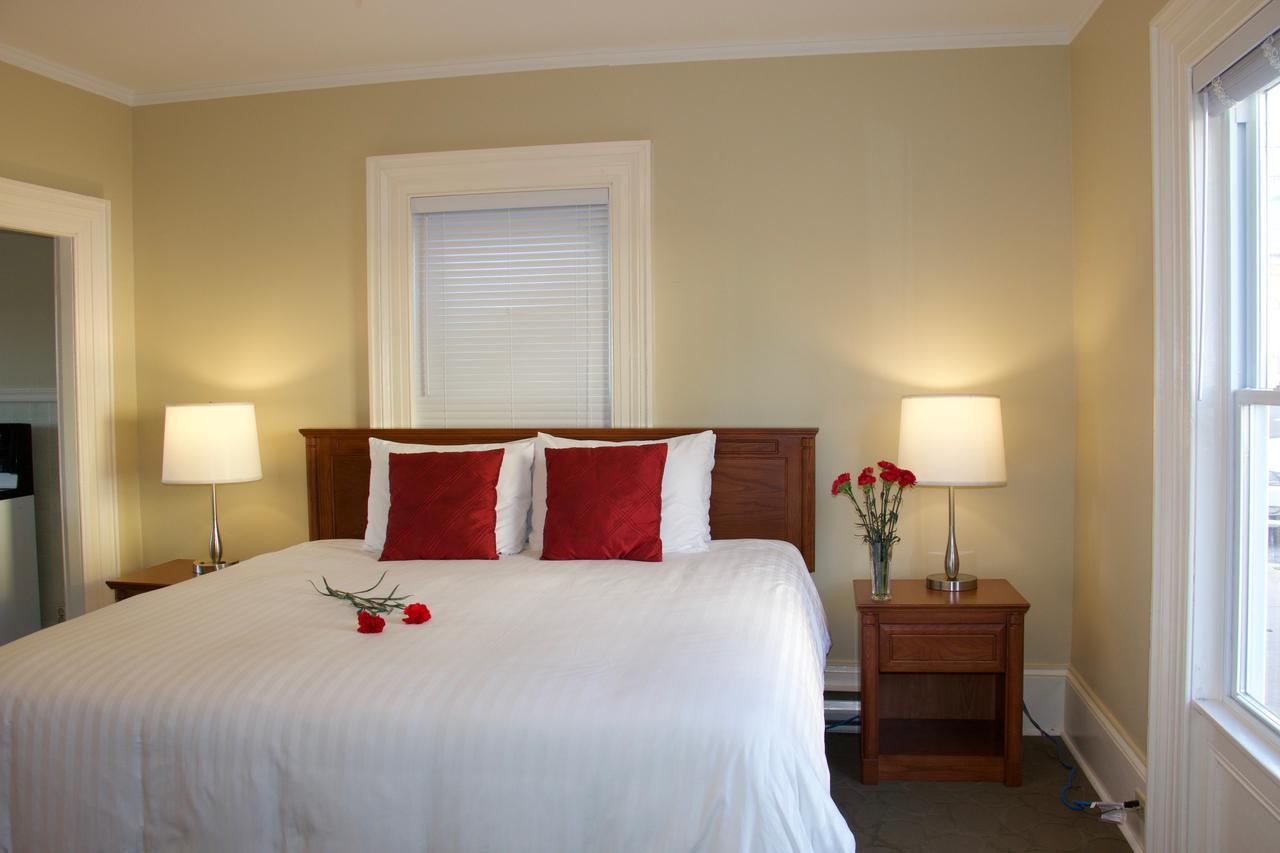 Rum Runner Inn Lunenburg Εξωτερικό φωτογραφία